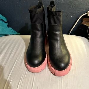 Torrid size 10.5 pink rain boot